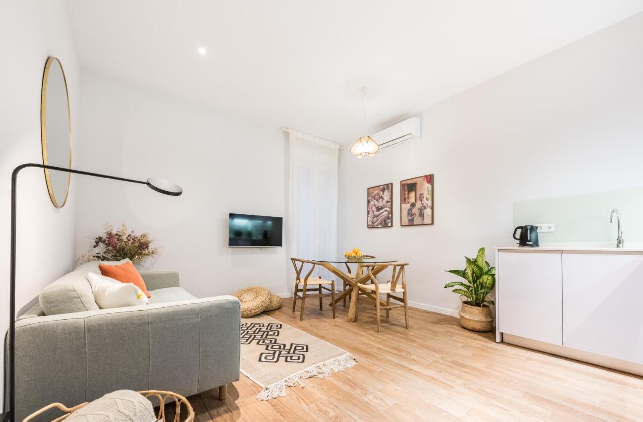 New Design Apartment Barrio De Las Letras Madrid Exterior foto
